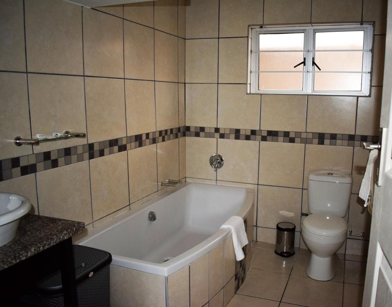 Sunrise Beach Resort Amanzimtoti Exterior photo