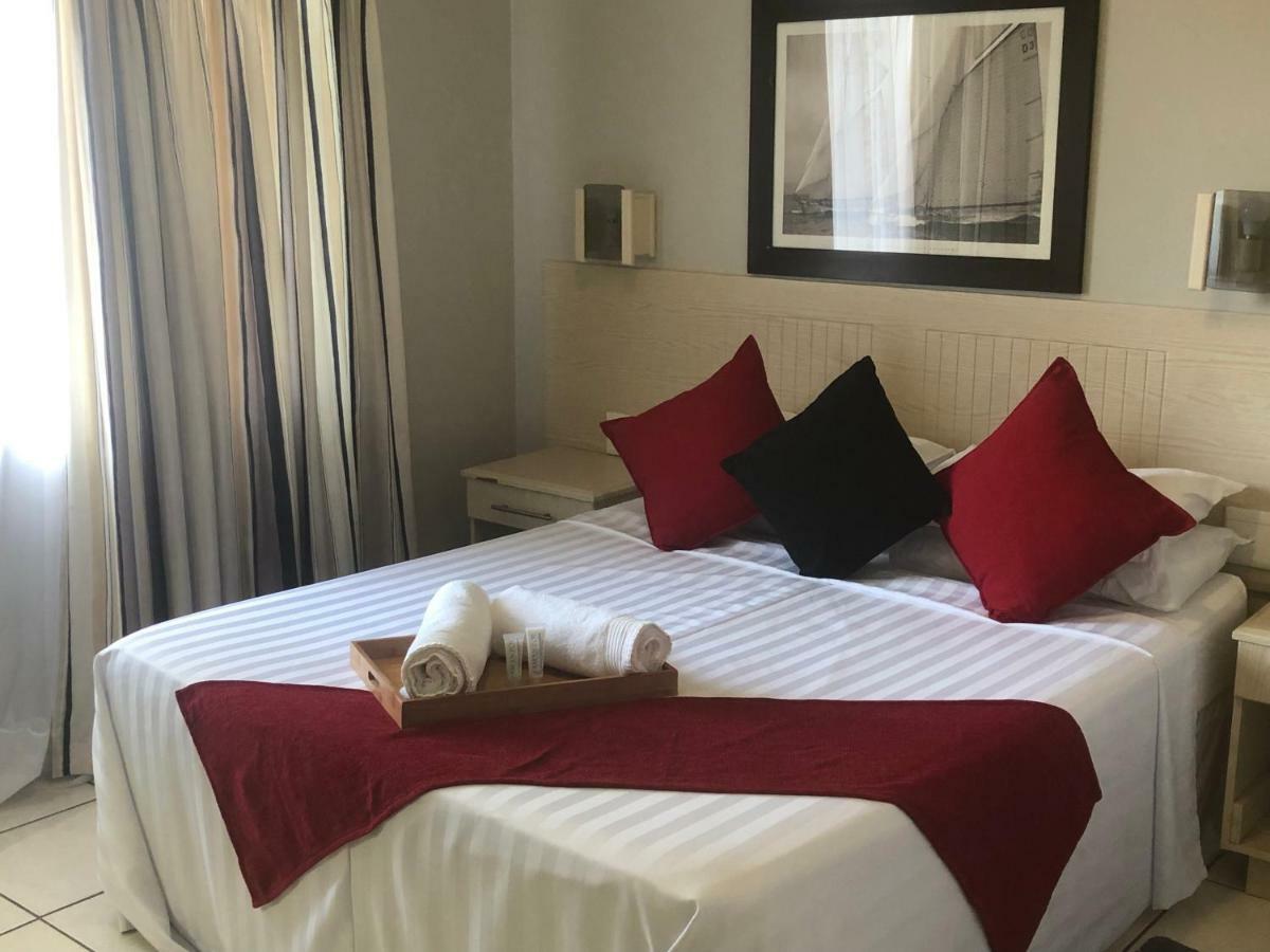 Sunrise Beach Resort Amanzimtoti Exterior photo