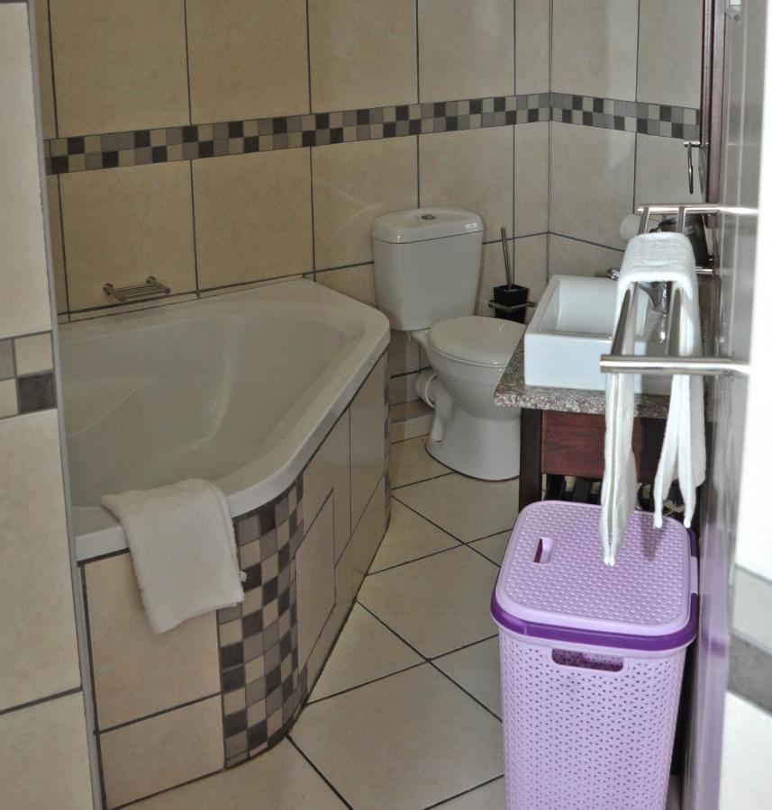 Sunrise Beach Resort Amanzimtoti Exterior photo